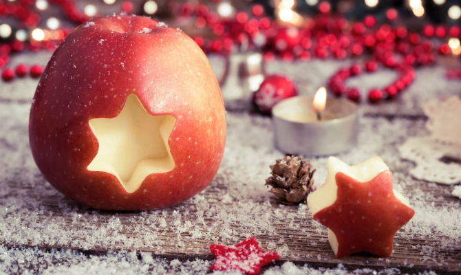 http://sunwarrior.com/cdn/shop/articles/Apple_health_gift_CHristmas_shutterstock_227914939_FEATURED.jpg?v=1540655699