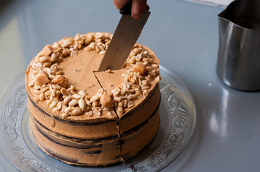 Mm-mmm Moist Peanut Butter Chocolate Cake