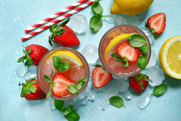 Sparkling Strawberry Lemon Twist Cooler
