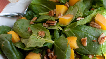 Grapefruit Strawberry Dressing with Pecan Spinach Salad